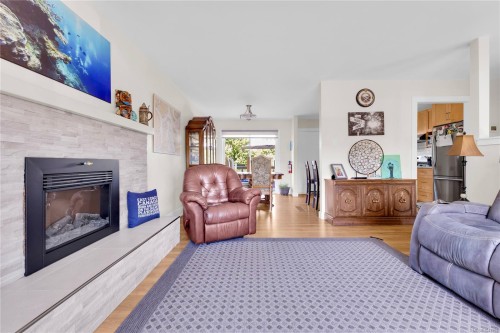 10040 Siddall Rd, Sidney, BC 