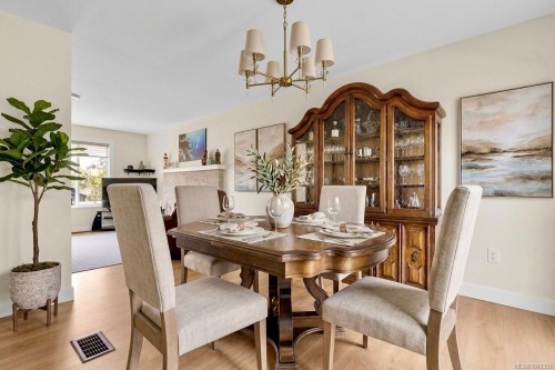 10040 Siddall Rd, Sidney, BC 