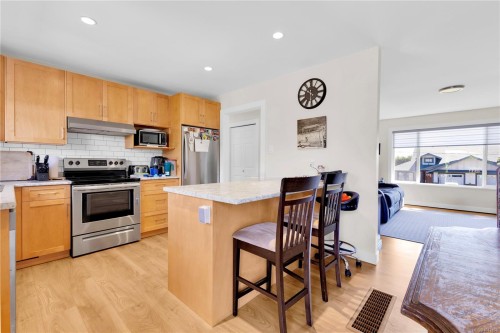 10040 Siddall Rd, Sidney, BC 