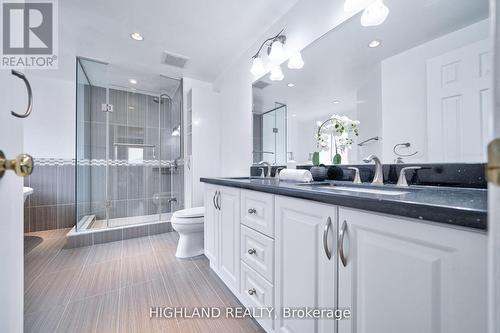 3591 Copernicus Drive, Mississauga, ON - Indoor Photo Showing Bathroom