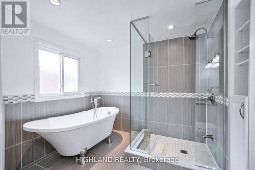 3591 Copernicus Drive, Mississauga, ON - Indoor Photo Showing Bathroom