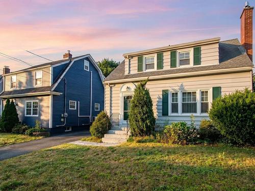 2575 Connaught Avenue, Halifax Peninsula, NS - Outdoor With Facade