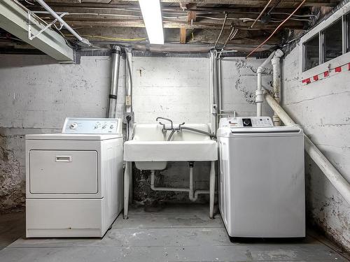 2575 Connaught Avenue, Halifax Peninsula, NS - Indoor Photo Showing Laundry Room