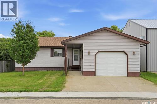 525 Kirby Street, Bruno, SK - Outdoor