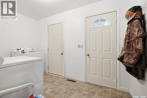 525 Kirby Street, Bruno, SK - Indoor