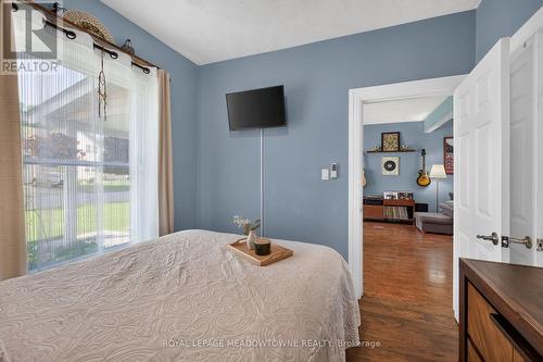 11 Stirton Avenue, Brantford, ON - Indoor Photo Showing Bedroom