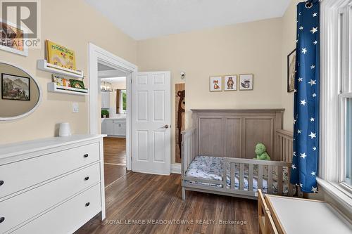 11 Stirton Avenue, Brantford, ON - Indoor Photo Showing Bedroom