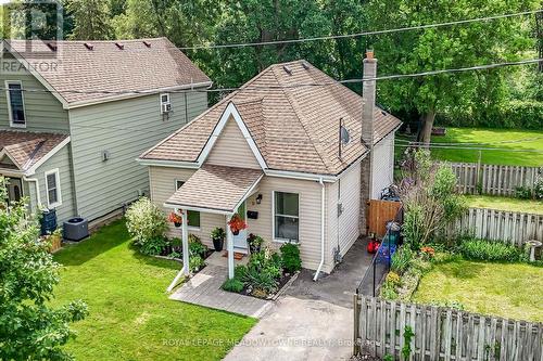 11 Stirton Avenue, Brantford, ON - Outdoor