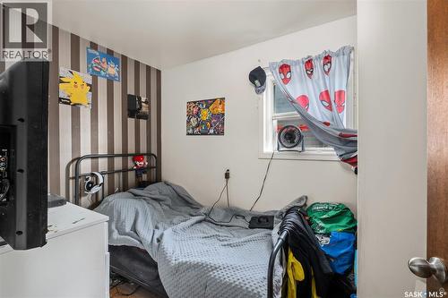 1313 6Th Avenue W, Prince Albert, SK - Indoor Photo Showing Bedroom