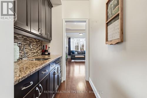 Servery with Bar Sink - 555 Kingsfield Loop, Oshawa, ON - Indoor