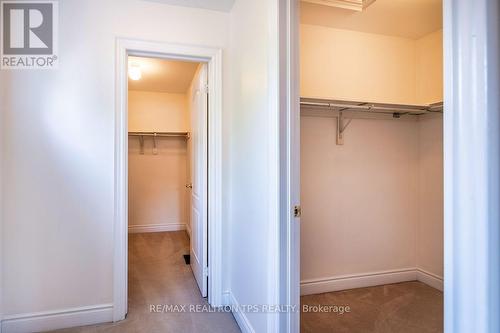 2 Walk In Closets - 555 Kingsfield Loop, Oshawa, ON - Indoor