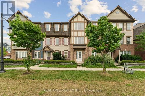 30 HENNEBERRY LANE  Brampton, ON L7A 0V8