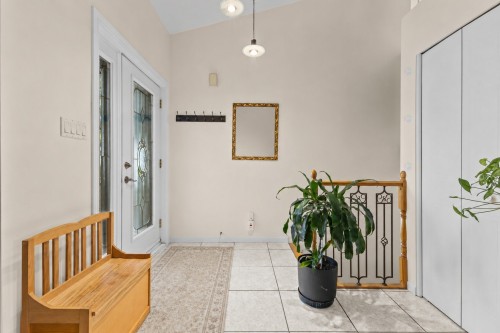 Hall d'entrée/Vestibule - 59 Rue Du Havre, Blainville, QC - Indoor Photo Showing Other Room