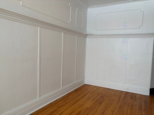 Living Room - 1-387 Rue Édouard-Charles, Montréal (Le Plateau-Mont-Royal), QC - Indoor Photo Showing Other Room