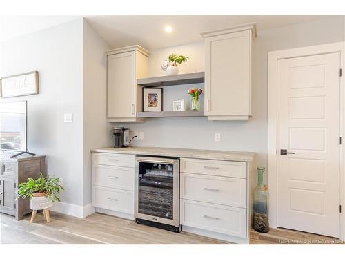 27 Wyngate Dr, Fredericton, NB 