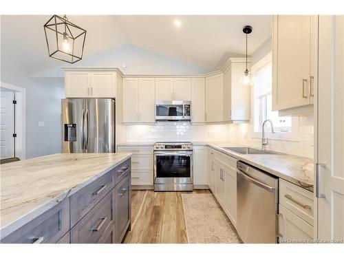 27 Wyngate Dr, Fredericton, NB 