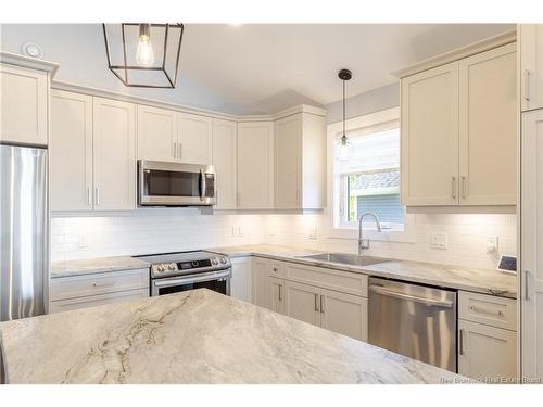 27 Wyngate Dr, Fredericton, NB 
