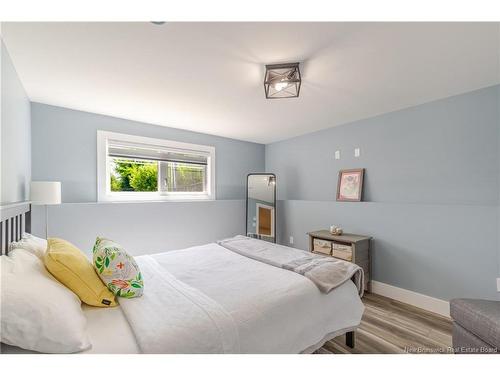 27 Wyngate Dr, Fredericton, NB 