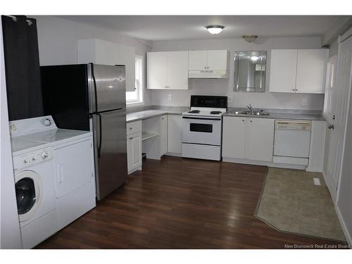 146 Dominion St, Moncton, NB - Indoor