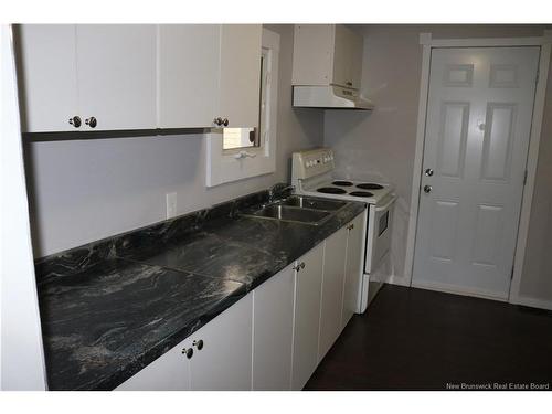 146 Dominion St, Moncton, NB - Indoor Photo Showing Kitchen With Double Sink