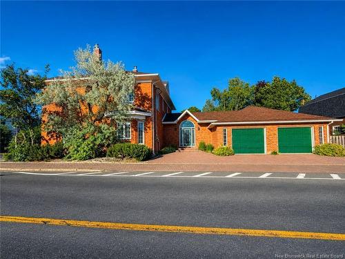 102 St. George, Bathurst, NB 