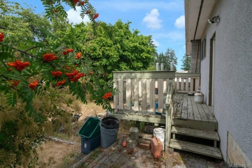 1746 Meredith Rd, Nanaimo, BC 