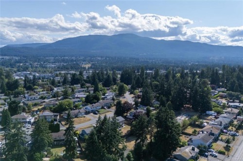 1746 Meredith Rd, Nanaimo, BC 