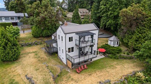5025 Genoa Bay Rd, Duncan, BC 