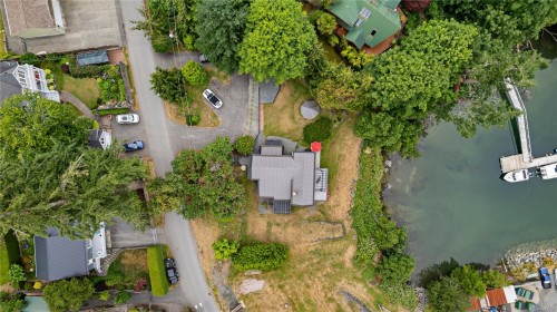 5025 Genoa Bay Rd, Duncan, BC 