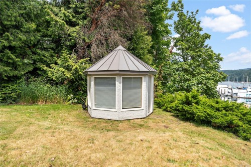 5025 Genoa Bay Rd, Duncan, BC 