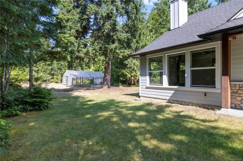 480 Oakdowne Rd, Qualicum Beach, BC 