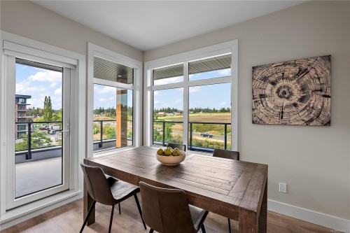 #202-2520 Hackett Cres, Central Saanich, BC - Indoor Photo Showing Dining Room