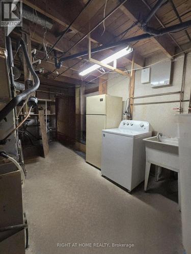 3556 Monica Drive, Mississauga, ON - Indoor Photo Showing Laundry Room