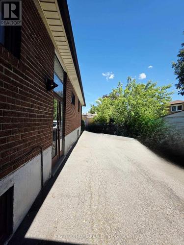 3556 Monica Drive, Mississauga, ON - Outdoor
