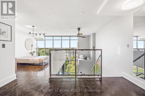 612 - 250 Manitoba Street, Toronto, ON -  Photo Showing Other Room