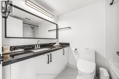 612 - 250 Manitoba Street, Toronto, ON - Indoor Photo Showing Bathroom