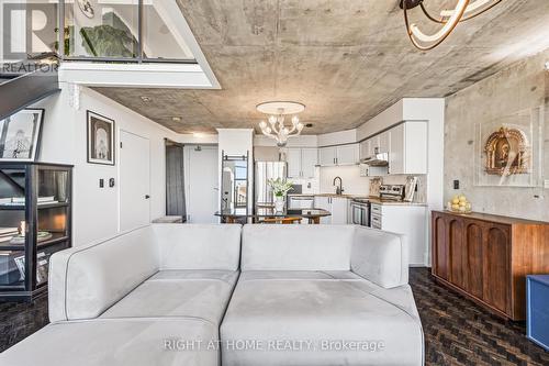 612 - 250 Manitoba Street, Toronto, ON - 