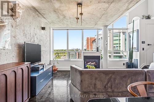 612 - 250 Manitoba Street, Toronto, ON - Indoor With Fireplace
