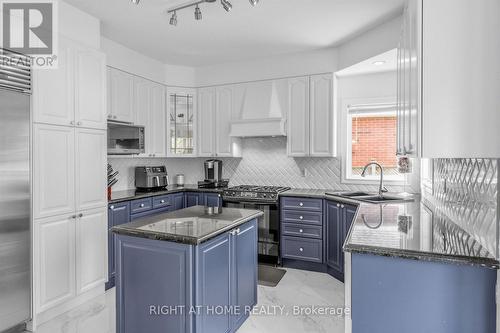 Kitchen  (Combined With Breakfast Room) - 4145 Bonavista Crescent, Burlington, ON - Indoor Photo Showing Kitchen With Upgraded Kitchen