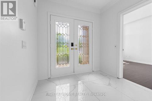 Foyer - 4145 Bonavista Crescent, Burlington, ON - Indoor Photo Showing Other Room
