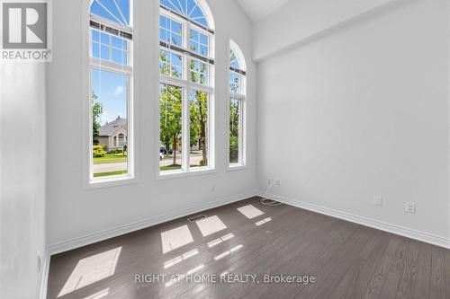 Office - 4145 Bonavista Crescent, Burlington, ON - Indoor Photo Showing Other Room