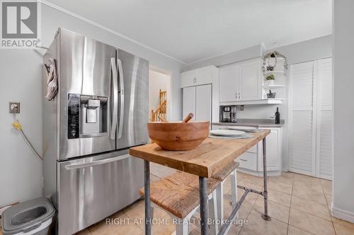 277 Pine Drive, Barrie, ON - Indoor Photo Showing Kitchen