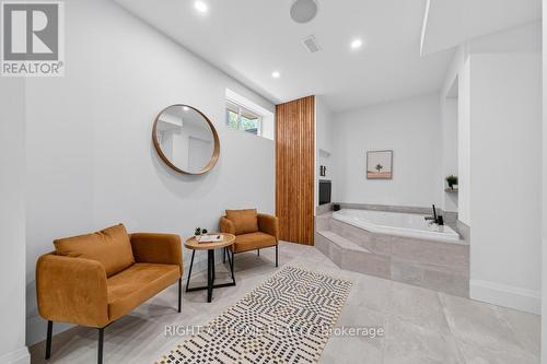 64 Ravina Crescent, Hamilton, ON - Indoor
