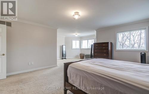 560 Chagall Court, Mississauga, ON - Indoor Photo Showing Bedroom