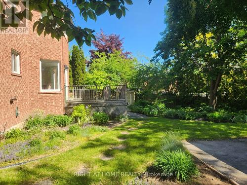 560 Chagall Court, Mississauga, ON - Outdoor