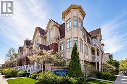 8 - 1949 LAWRENCE AVENUE W Toronto, ON M9N 1H3