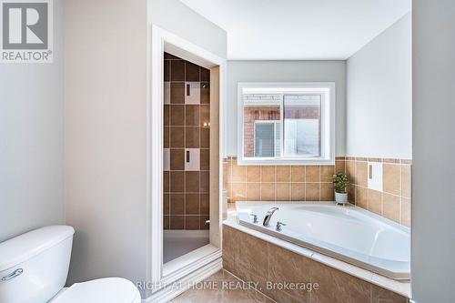 940 O'Reilly Crescent, Shelburne, ON - Indoor Photo Showing Bathroom