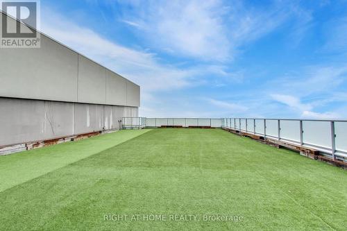 1126 - 39 Queens Quay E, Toronto, ON - Outdoor