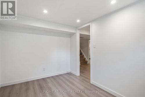 2343 Mountainside Drive, Burlington, ON - Indoor Photo Showing Other Room
