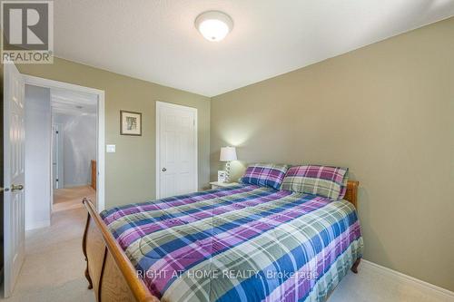 64 Foxborough Drive, Hamilton, ON - Indoor Photo Showing Bedroom